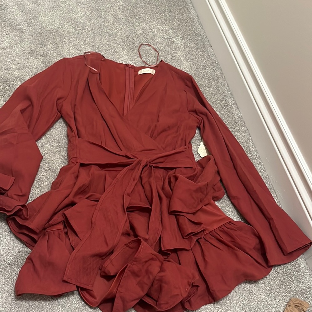 Brand New, Never Worn Romper, Flare Sleeves
